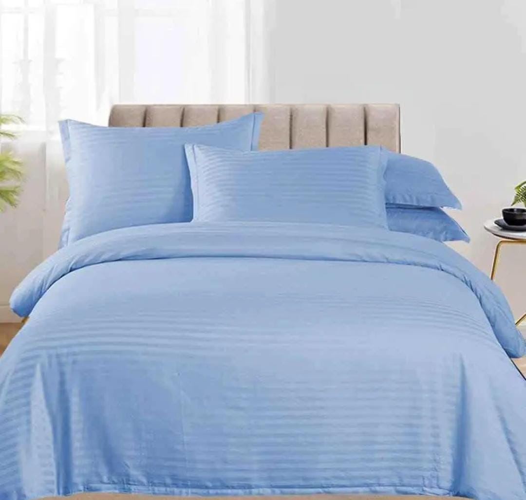 Stripped Duvet Cover - (1pc Duvet Cover, 1pc Bedsheet And 2PCs Pillow Cases). - Image 4