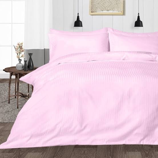 Stripped Duvet Cover - (1pc Duvet Cover, 1pc Bedsheet And 2PCs Pillow Cases). - Image 3