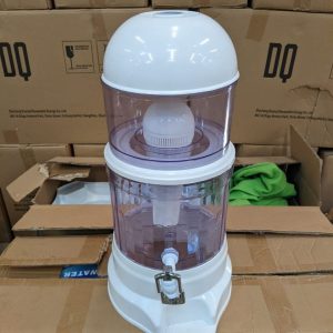 Standing water purifier with tap