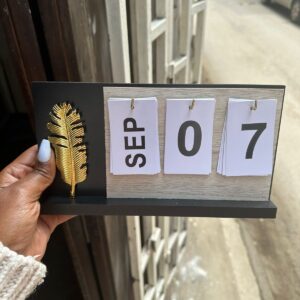 Nordic Style Wooden Perpetual Calendar, Flip Month Date.
