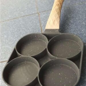 Non-Stick 4-Slot Frying Pan.