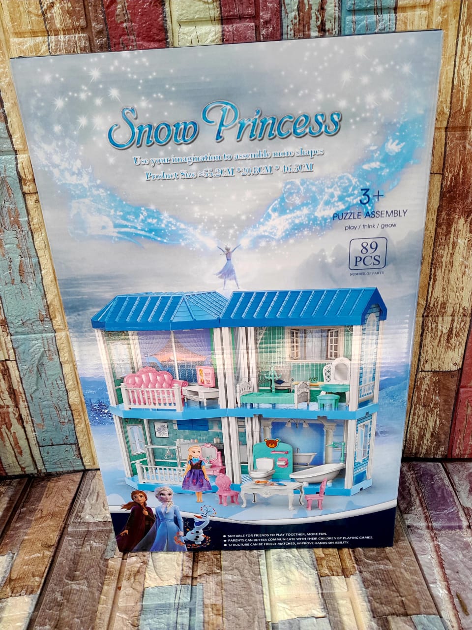 Snow Princess Doll house. swimming pool and bridge