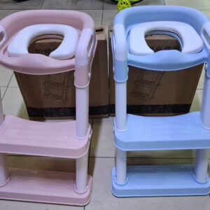 2-in-1 Portable Step Ladder Toilet Training Potty.