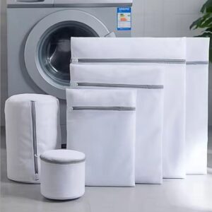 Set of 6pcs Laundry Mesh Bags.