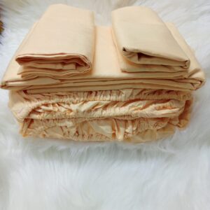 Fitted Bedsheet 1 pc flat 1 fitted 2 pillow cases Size 6×7